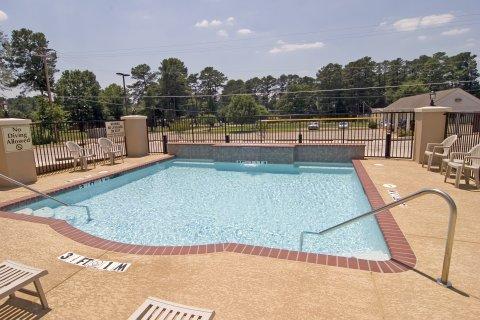 Best Western Longview Hotel Exterior photo